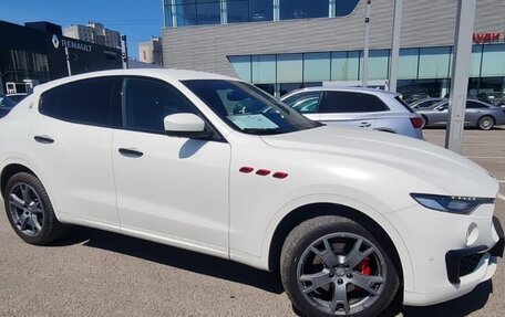 Maserati Levante I, 2016 год, 4 770 000 рублей, 2 фотография