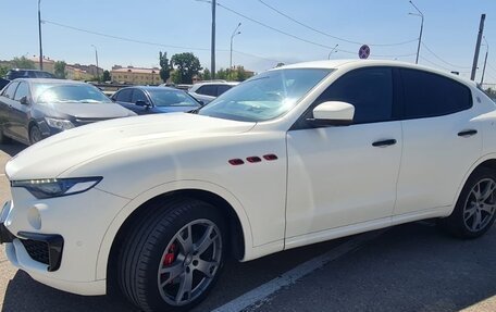 Maserati Levante I, 2016 год, 4 770 000 рублей, 11 фотография