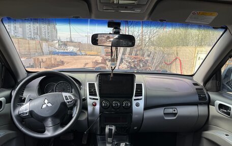 Mitsubishi Pajero Sport II рестайлинг, 2011 год, 1 650 000 рублей, 15 фотография