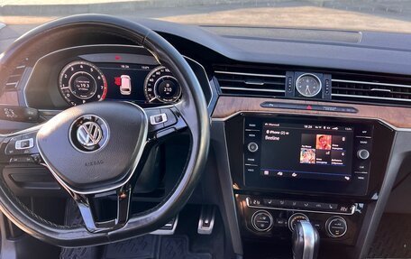 Volkswagen Passat B8 рестайлинг, 2018 год, 2 150 000 рублей, 6 фотография