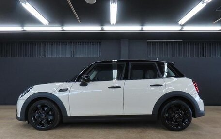 MINI Countryman II (F60), 2022 год, 3 085 000 рублей, 4 фотография