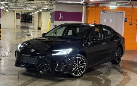 Toyota Camry, 2024 год, 5 300 000 рублей, 2 фотография