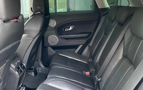 Land Rover Range Rover Evoque II, 2018 год, 3 300 000 рублей, 14 фотография