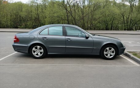 Mercedes-Benz E-Класс, 2004 год, 1 700 000 рублей, 6 фотография