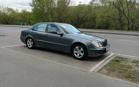 Mercedes-Benz E-Класс, 2004 год, 1 700 000 рублей, 7 фотография
