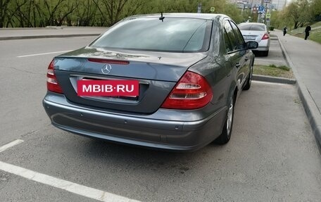 Mercedes-Benz E-Класс, 2004 год, 1 700 000 рублей, 3 фотография