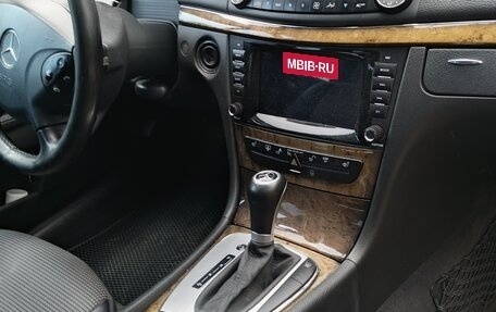 Mercedes-Benz E-Класс, 2004 год, 1 700 000 рублей, 10 фотография