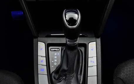 Hyundai Elantra VI рестайлинг, 2017 год, 1 405 000 рублей, 18 фотография