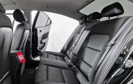 Hyundai Elantra VI рестайлинг, 2017 год, 1 405 000 рублей, 10 фотография