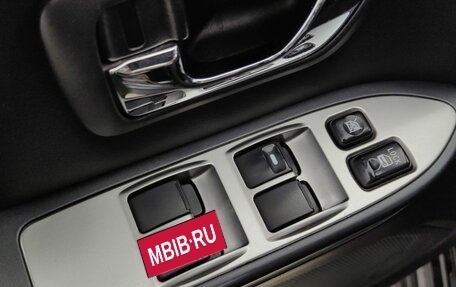 Mitsubishi Pajero IV, 2010 год, 1 835 000 рублей, 24 фотография