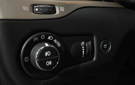 Jeep Cherokee, 2014 год, 1 589 000 рублей, 14 фотография