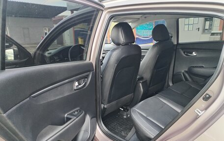 KIA Rio IV, 2020 год, 1 800 000 рублей, 10 фотография