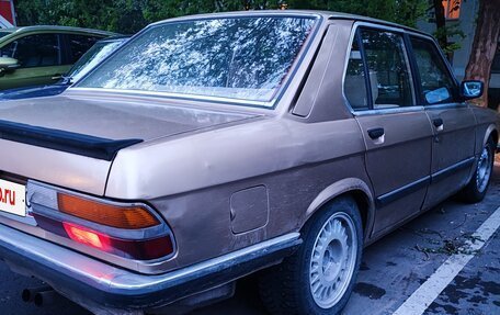 BMW 5 серия, 1985 год, 300 000 рублей, 4 фотография