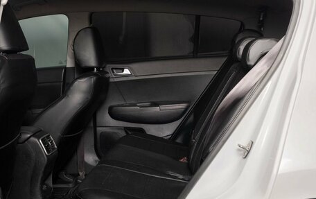 KIA Sportage IV рестайлинг, 2020 год, 2 200 000 рублей, 11 фотография