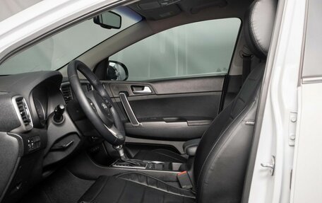 KIA Sportage IV рестайлинг, 2020 год, 2 200 000 рублей, 8 фотография