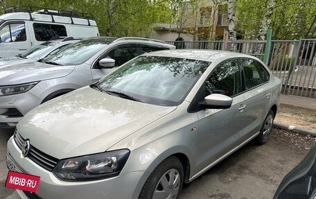 Volkswagen Polo VI (EU Market), 2015 год, 1 200 000 рублей, 2 фотография