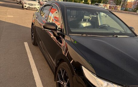 Toyota Camry, 2019 год, 3 000 000 рублей, 8 фотография