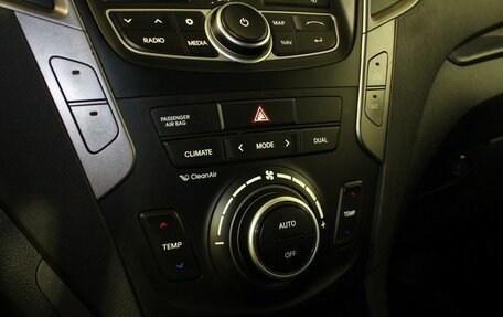 Hyundai Santa Fe III рестайлинг, 2012 год, 1 672 000 рублей, 13 фотография