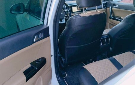 KIA Sportage IV рестайлинг, 2018 год, 2 150 000 рублей, 13 фотография