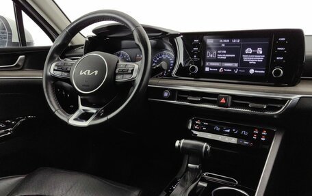 KIA K5, 2021 год, 2 050 000 рублей, 9 фотография