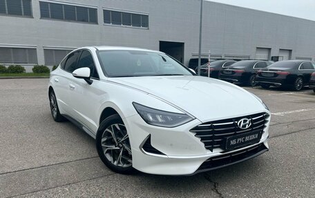 Hyundai Sonata VIII, 2022 год, 2 670 000 рублей, 3 фотография