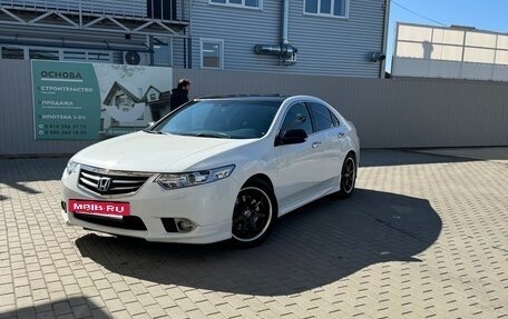 Honda Accord VIII рестайлинг, 2012 год, 1 700 000 рублей, 10 фотография