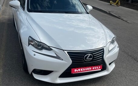 Lexus IS III, 2013 год, 2 349 000 рублей, 3 фотография