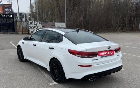 KIA Optima IV, 2018 год, 2 600 000 рублей, 4 фотография