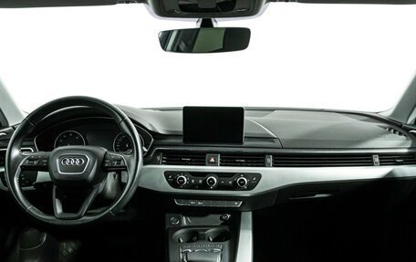 Audi A4, 2017 год, 1 999 700 рублей, 13 фотография