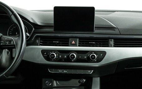 Audi A4, 2017 год, 1 999 700 рублей, 14 фотография