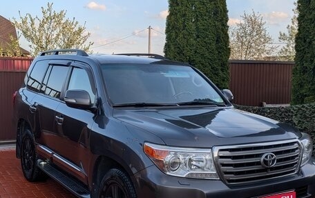 Toyota Land Cruiser 200, 2012 год, 4 000 000 рублей, 1 фотография