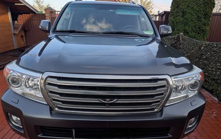 Toyota Land Cruiser 200, 2012 год, 4 000 000 рублей, 2 фотография