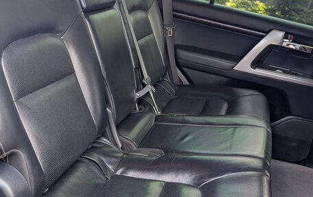 Toyota Land Cruiser 200, 2012 год, 4 000 000 рублей, 26 фотография