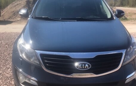 KIA Sportage III, 2011 год, 1 050 000 рублей, 2 фотография