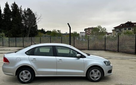 Volkswagen Polo VI (EU Market), 2013 год, 750 000 рублей, 3 фотография