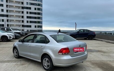 Volkswagen Polo VI (EU Market), 2013 год, 750 000 рублей, 1 фотография