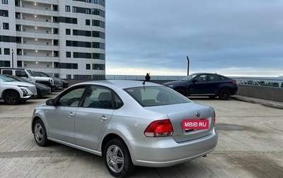 Volkswagen Polo VI (EU Market), 2013 год, 750 000 рублей, 1 фотография