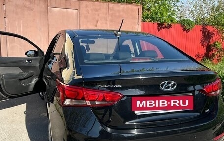 Hyundai Solaris II рестайлинг, 2019 год, 1 500 000 рублей, 5 фотография