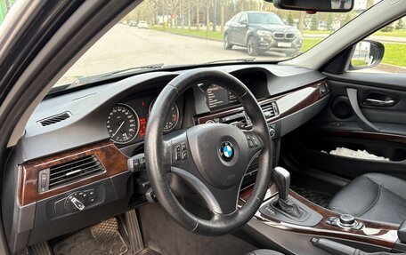 BMW 3 серия, 2011 год, 1 270 000 рублей, 8 фотография