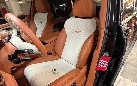 Bentley Bentayga I, 2023 год, 33 450 000 рублей, 14 фотография