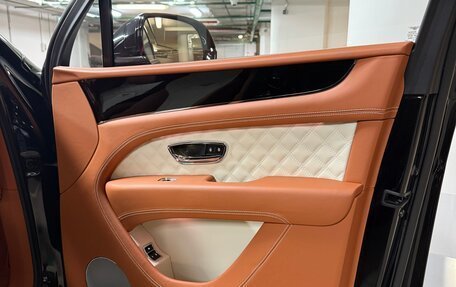 Bentley Bentayga I, 2023 год, 33 450 000 рублей, 21 фотография