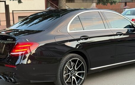 Mercedes-Benz E-Класс, 2017 год, 3 050 000 рублей, 3 фотография
