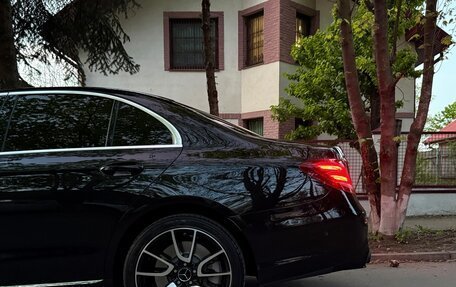 Mercedes-Benz E-Класс, 2017 год, 3 050 000 рублей, 8 фотография