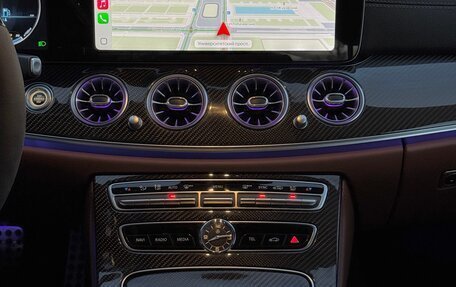 Mercedes-Benz E-Класс, 2017 год, 3 300 000 рублей, 15 фотография