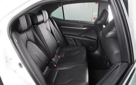 Toyota Camry, 2018 год, 3 349 000 рублей, 7 фотография