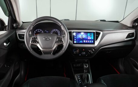 Hyundai Solaris II рестайлинг, 2017 год, 1 069 000 рублей, 6 фотография