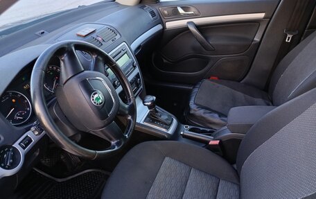 Skoda Octavia, 2010 год, 900 000 рублей, 5 фотография