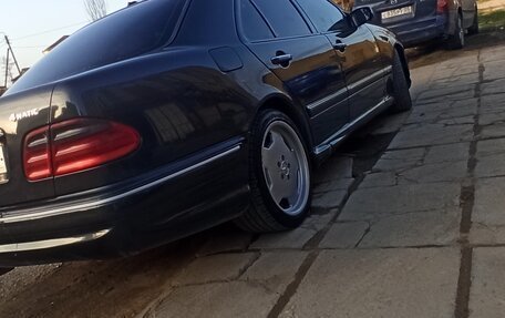 Mercedes-Benz E-Класс, 2000 год, 770 000 рублей, 4 фотография