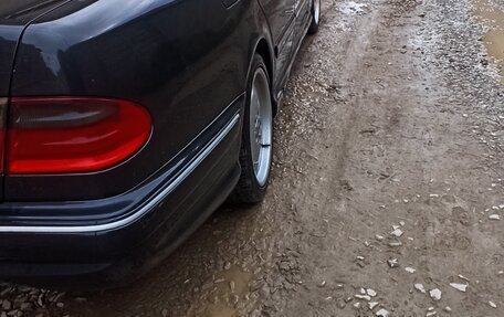 Mercedes-Benz E-Класс, 2000 год, 770 000 рублей, 13 фотография