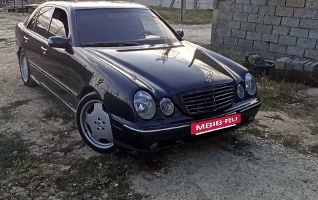 Mercedes-Benz E-Класс, 2000 год, 770 000 рублей, 21 фотография
